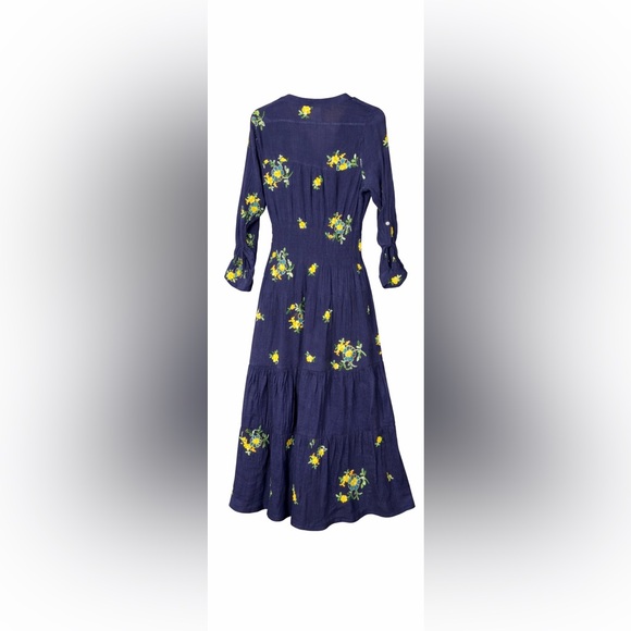 Fig & Flower | Embroidered Maxi | M Fig & Flower | Embroidered Maxi | M